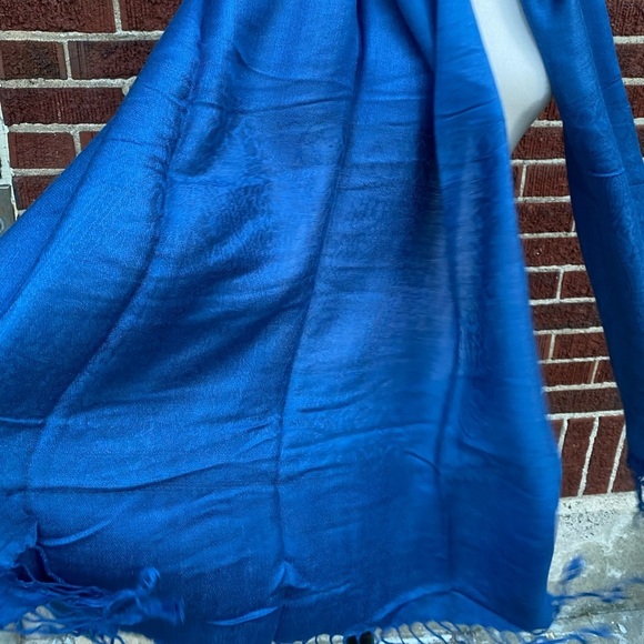 Blue Scarf Paisley Blue Scarf Wrap Shawl  Fringe Ladies Neck Stole 70”x 27” - Picture 8 of 12